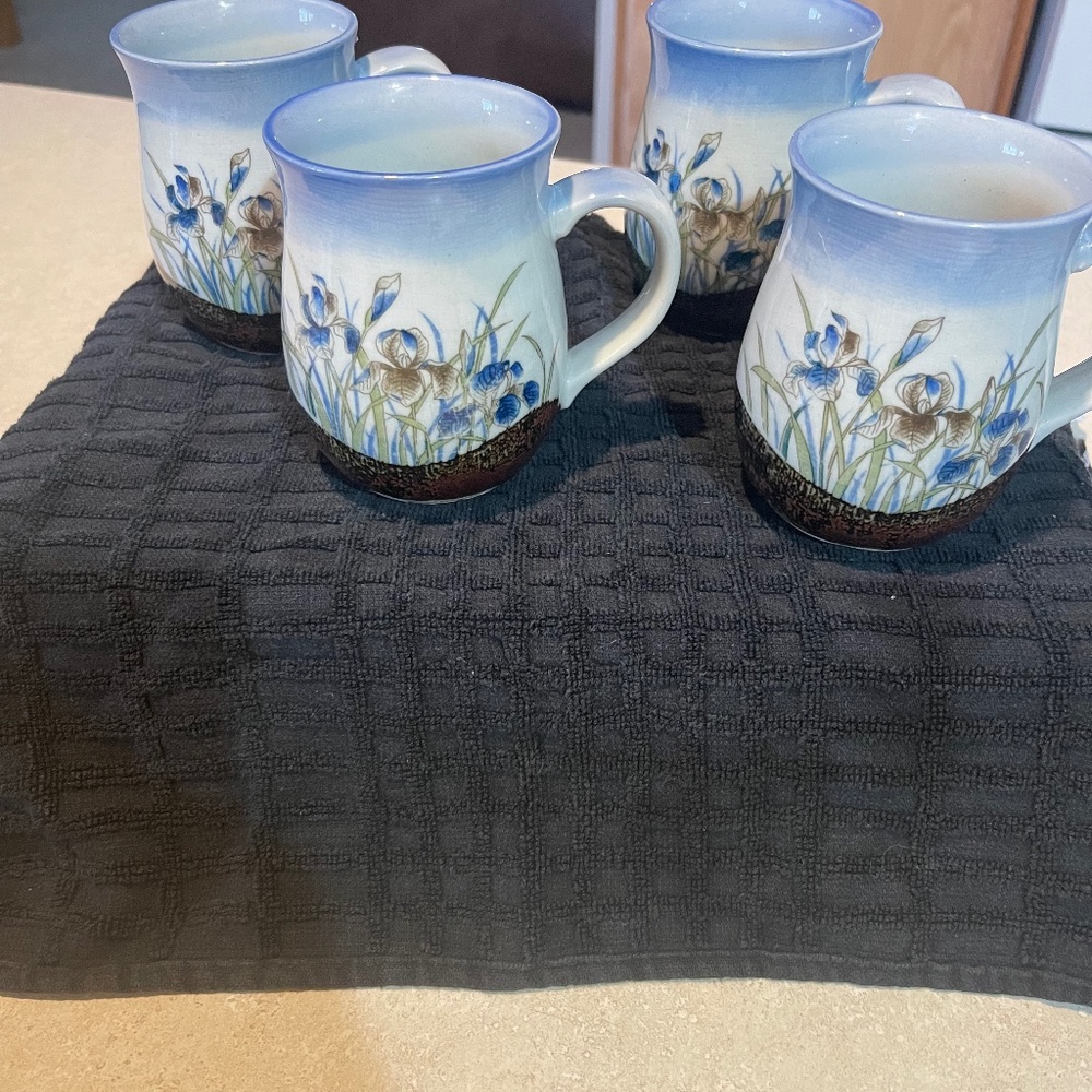 Set of 4 Pottery Mugs